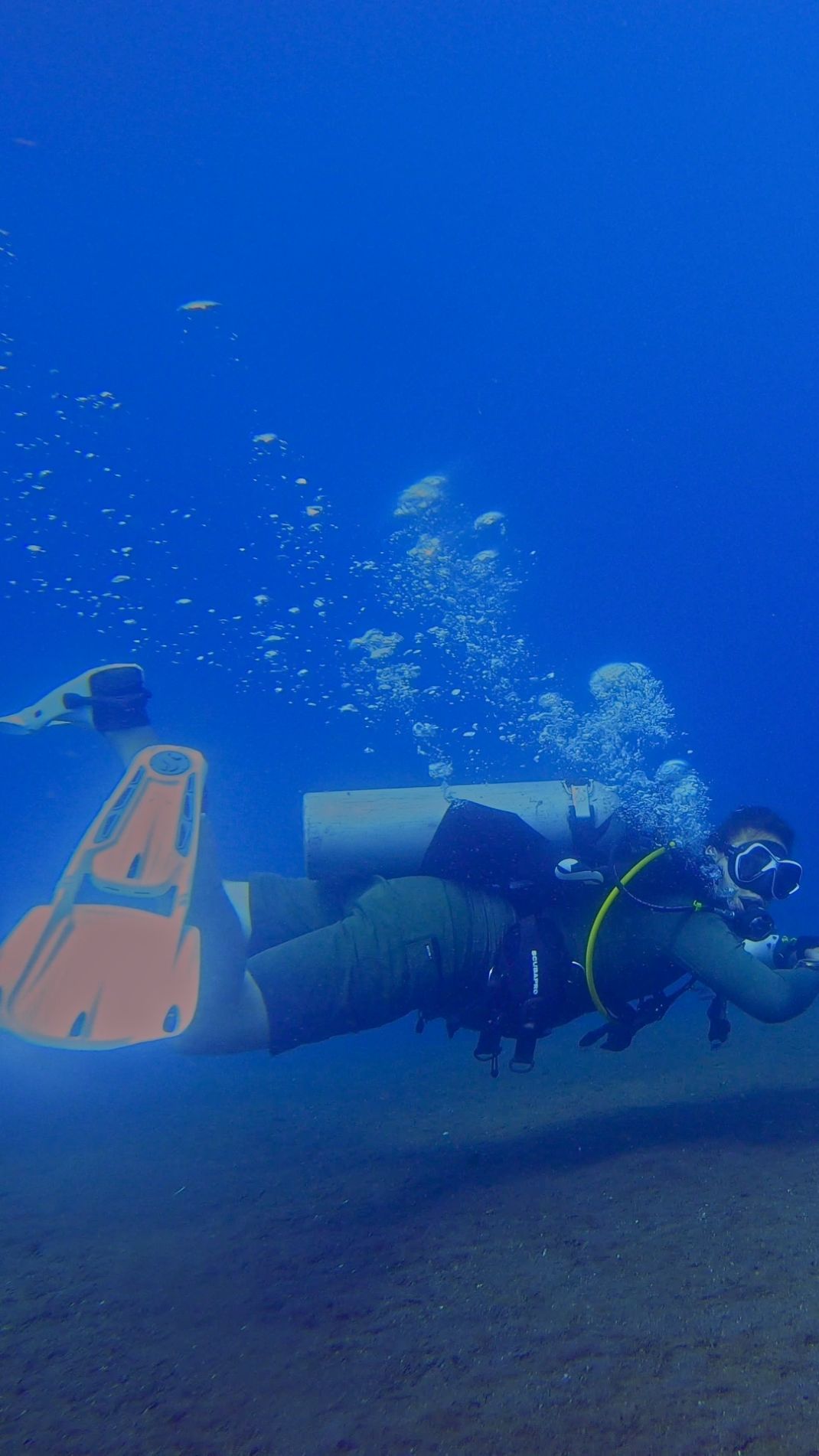 Fine Tune your Buoyancy, Trim and Propulsion with our experienced Instructors in Amed BALI