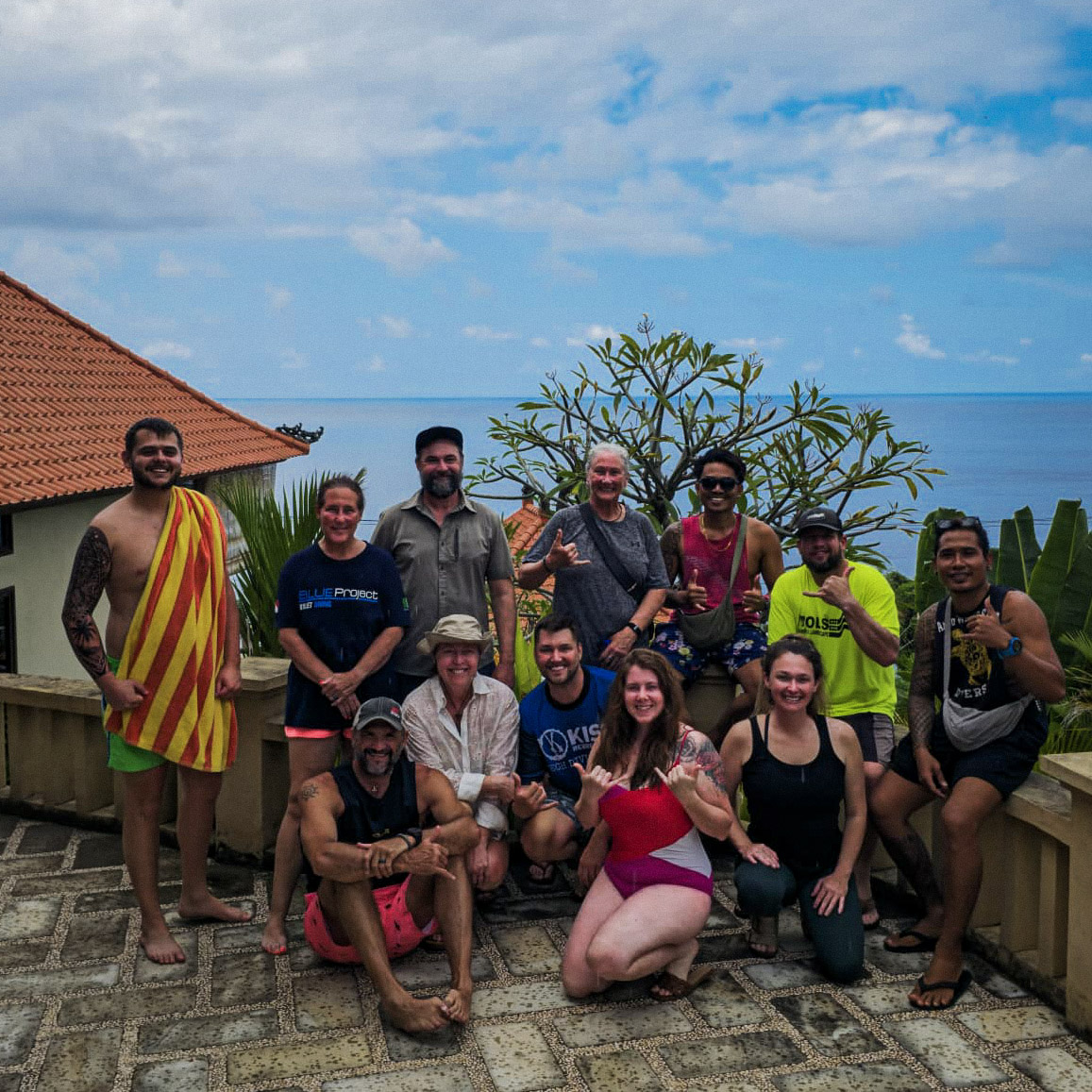 1 Large group of scuba divers welcome in our 5 star PADI Dive Resort in Amed BALI